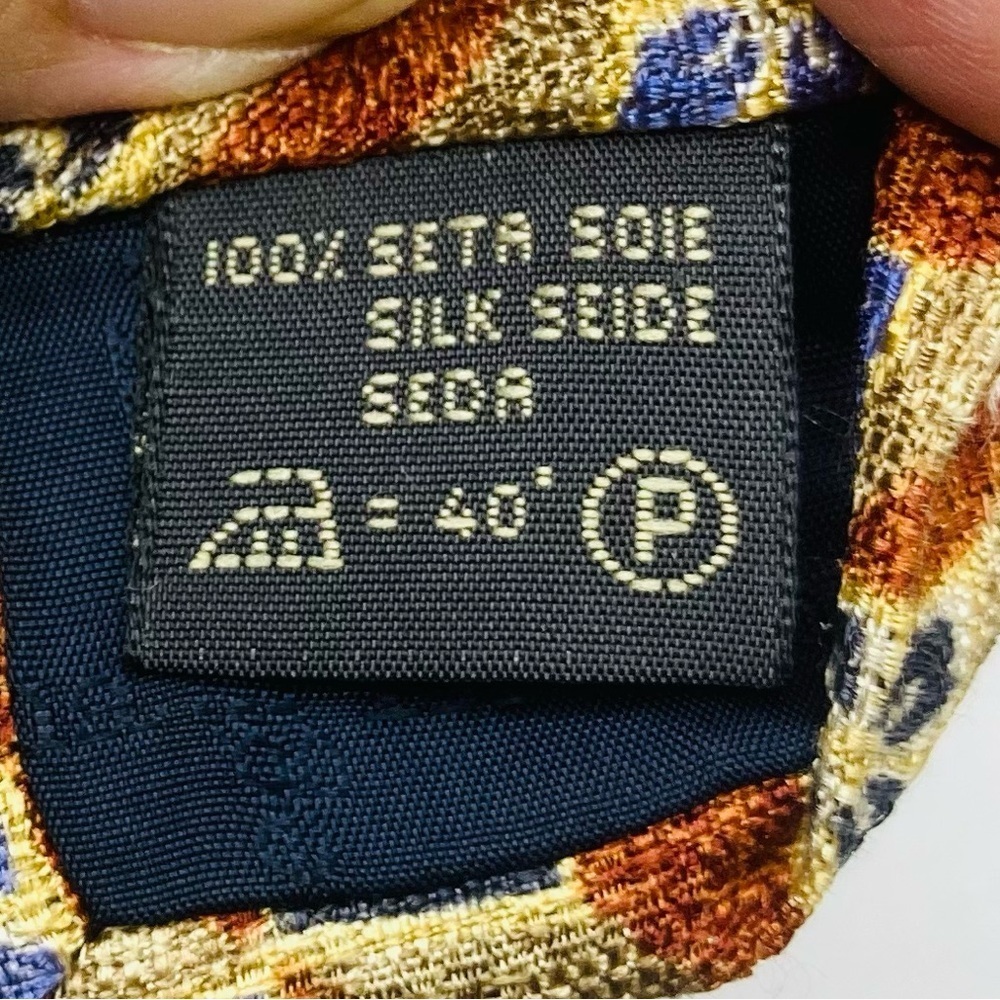 Ermenegildo Zegna gold orange and blue vintage geometric print silk tie. - Picture 4 of 4